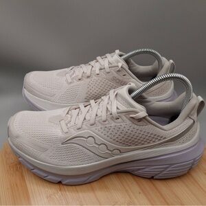 Saucony Guide 17 Ss 10 NWOT